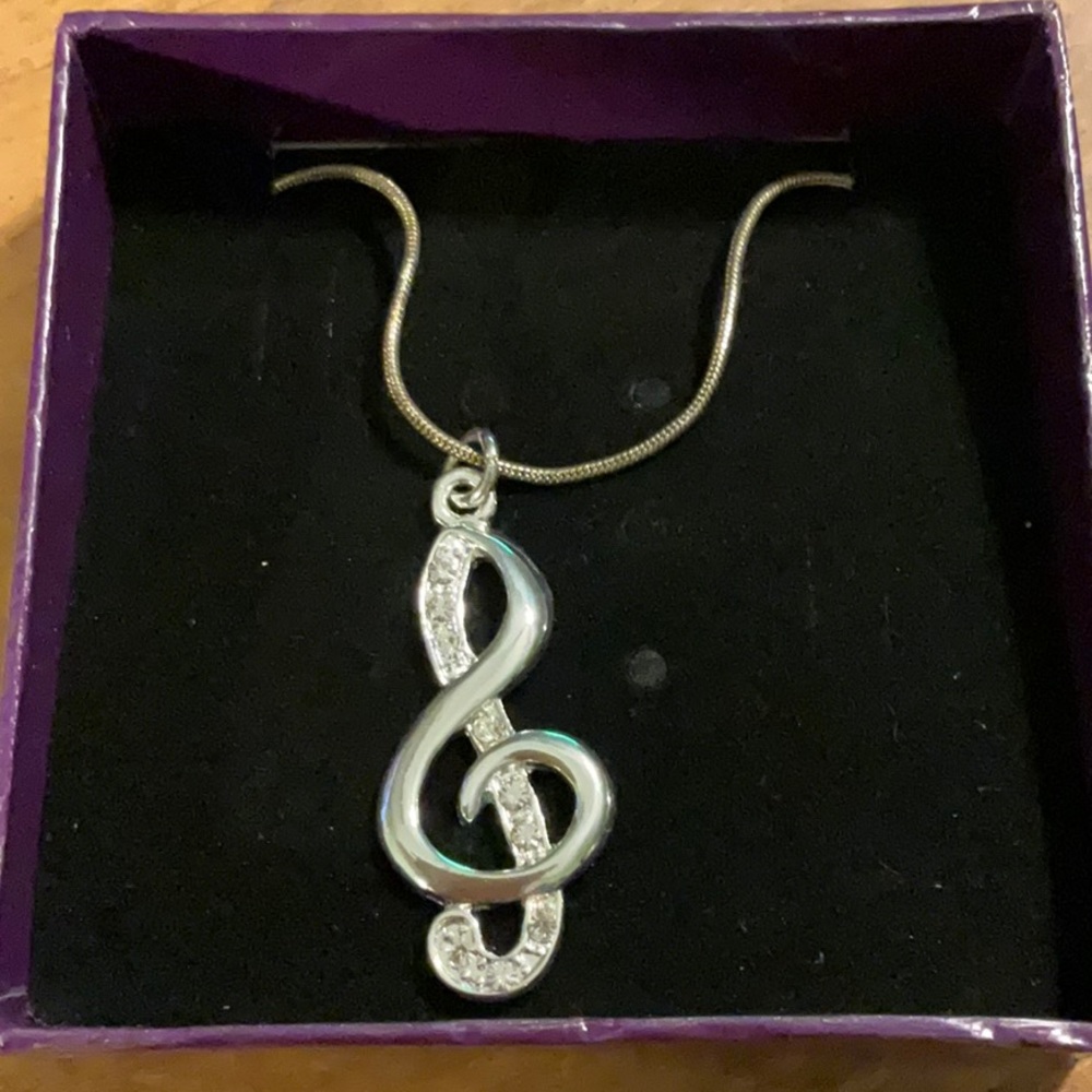 NWT Silver Treble Clef Necklace with Rhinestones